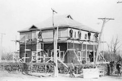 building-the-sutton-radial-station-1909